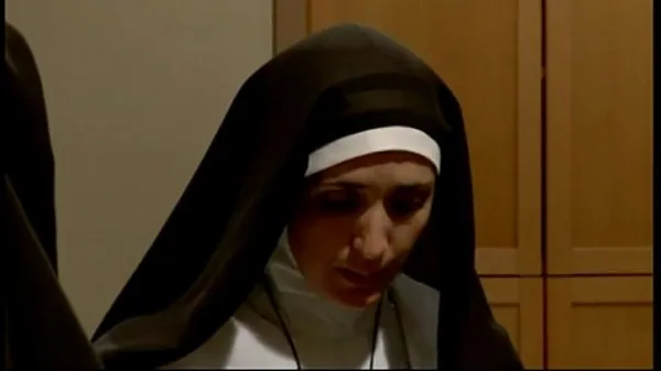 Горячие Jasmine Jem и Ariella Ferrera - лесбиянки-монахинитеплые фильмы