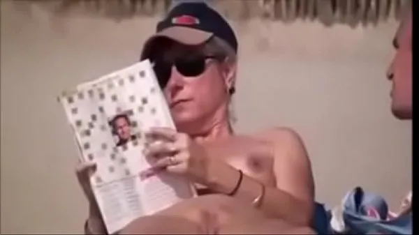 Gorące Nude Beach - More Hot Scenes from Cap d'Agdeciepłe filmy