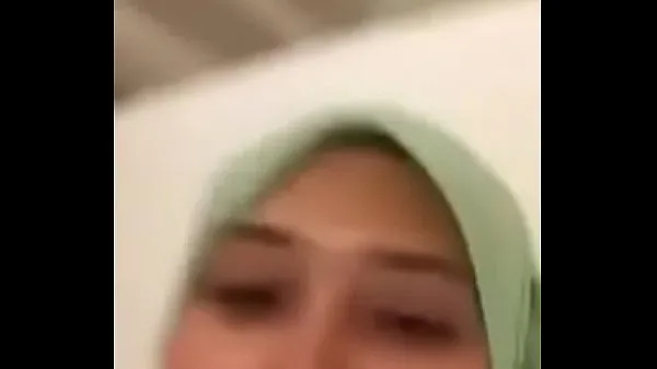 Heiße Malaysisches Mädchen mit Hijab Hotel ficktwarme Filme