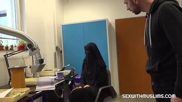 Sıcak Muslim darling gets rod in her cunt Sıcak Filmler