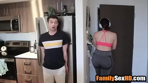 Hot Pranking & fucking my fat ass step sister during quarrantine warm Movies