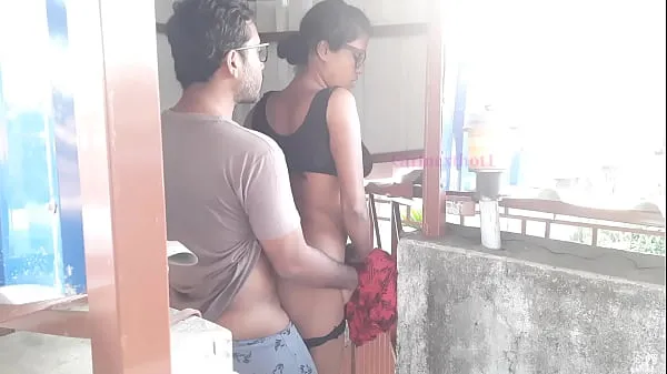 Pauvre fille bengali baisée par le propriétaire de la maison Films chauds