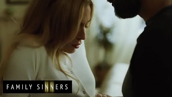 Vroči Rough Sex Between Stepsiblings Blonde Babe (Aiden Ashley, Tommy Pistol) - Family Sinners topli filmi