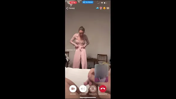 गर्म My husband is jerking and cum front of my momy a while we talk with her by video call गर्म फिल्में