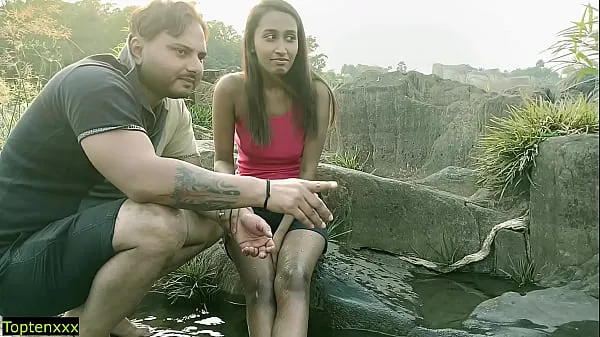 Hot Indian Outdoor Dating sex with Teen Girlfriend! Best Viral Sex warm Movies